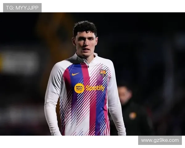 克里斯滕森提前归队备战新赛季，巴萨后防核心剑指巅峰