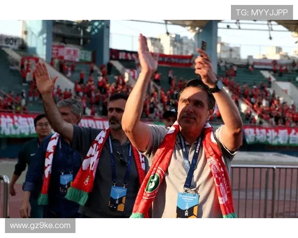 对攻成瘾！河南主场 9 战全胜却场场丢球，拉莫斯的美丽足球如何破局？